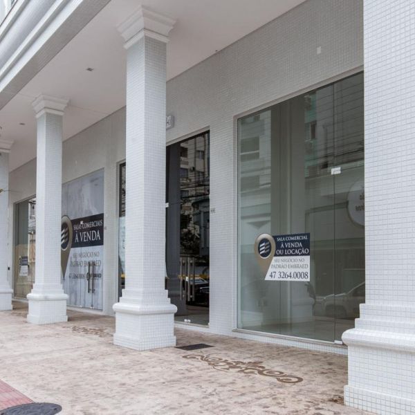 FOUR SEASONS SALAS COMERCIAIS