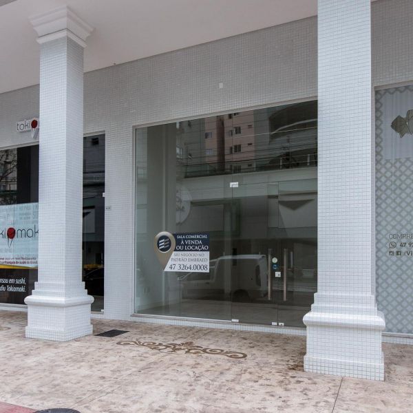 FOUR SEASONS SALAS COMERCIAIS