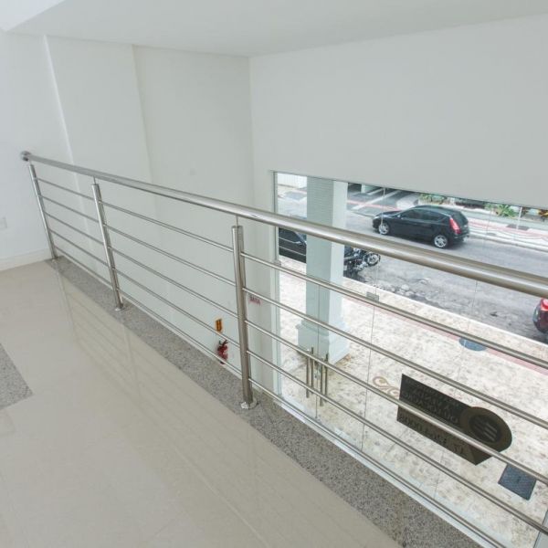 FOUR SEASONS SALAS COMERCIAIS