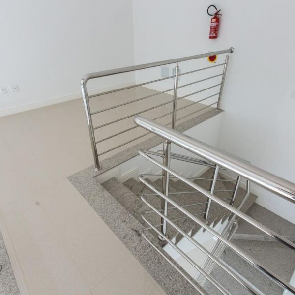 FOUR SEASONS SALAS COMERCIAIS